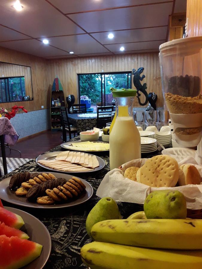 La Casa Del Kori Hostel Ханга Роа Екстериор снимка